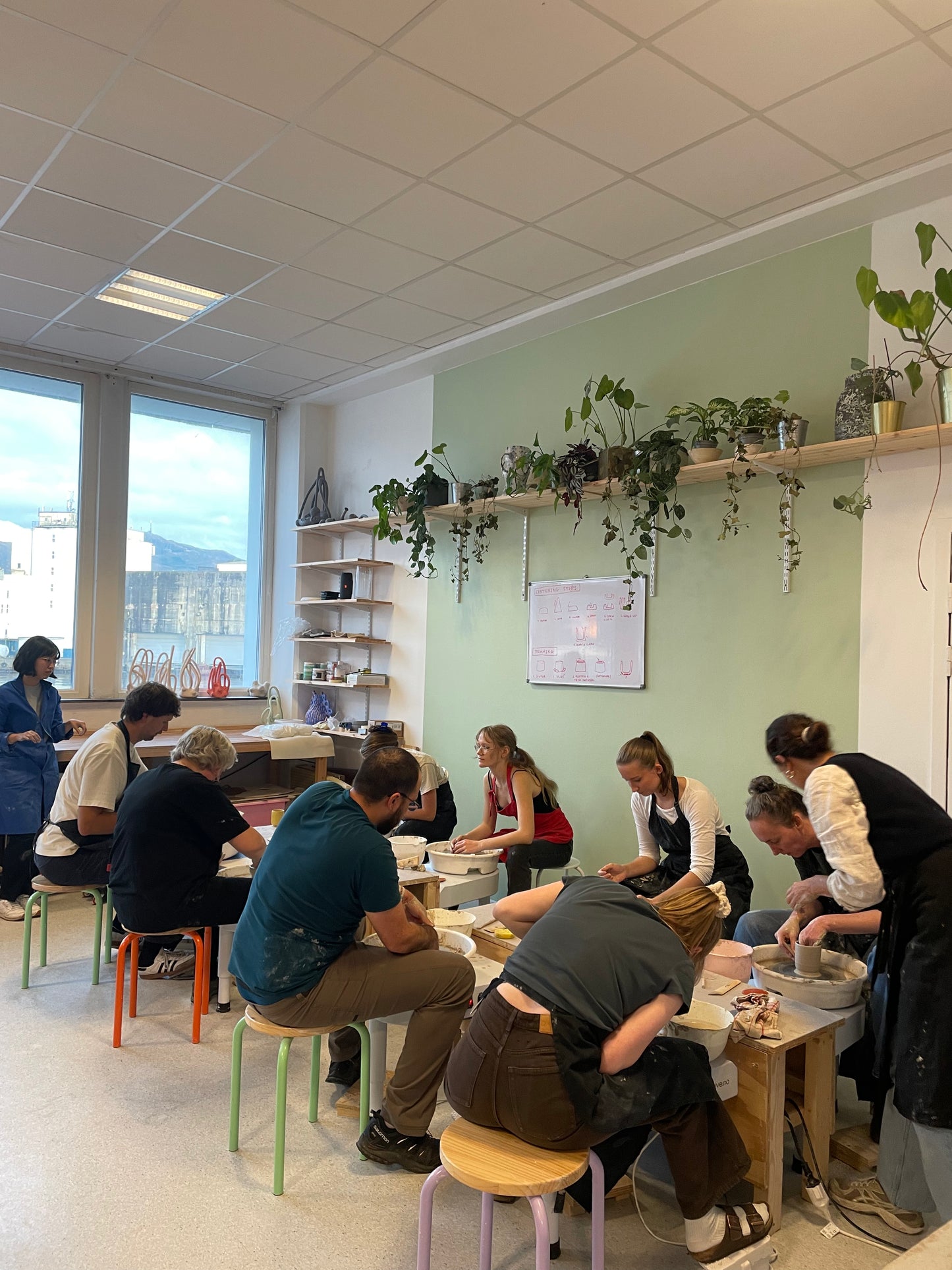 One evening pottery wheel taster