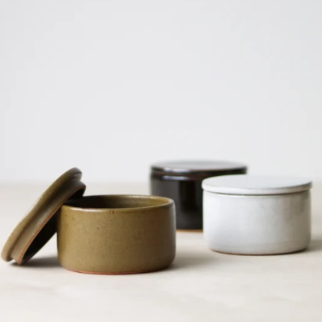 Pottery wheel- Week end course- Boxes & Lids (All levels)